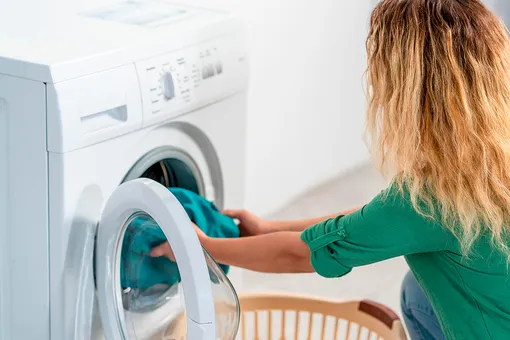 Как стирать одежду, если в доме есть кто-то с симптомами коронавируса?