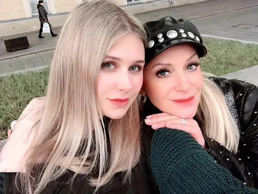 Наталья Гулькина с дочерью Яной
