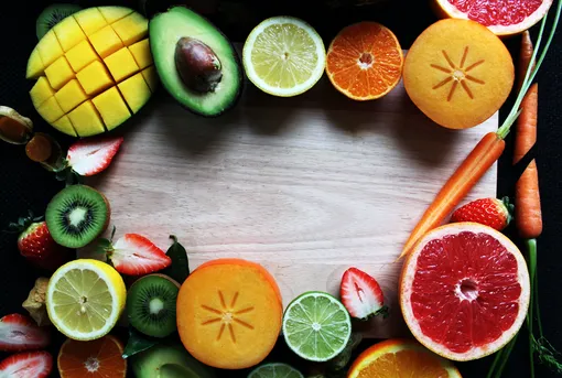 цитрусы, фрукты, витамины