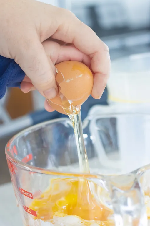 яйца в рецепте теста