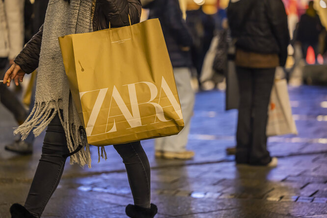 Zara открывается под новым названием в Москве 14 апреля. Какой будет новая коллекция для российских покупателей