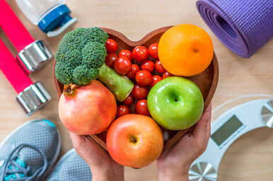 Холестерин: 5 продуктов, от которых он растёт, и ещё 5, которые его снижают