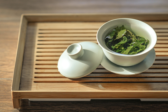 Зеленый чай. Photo by Jia Ye on Unsplash