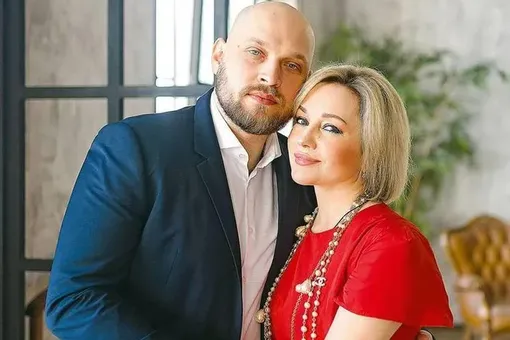 Вышедшая несколько месяцев назад замуж Татьяна Буланова живёт с мужем порознь