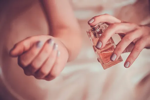 Запах радости, запах богатства: 10 брендов духов, которые нужно знать каждой