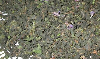 Хранить копорский чай в темном месте в плотно закрытых банках. Через месяц хранения чай полностью созревает, свойства и вкус улучшаются.