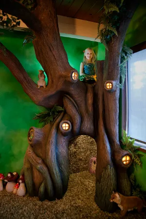 Отец своими руками создал в спальне дочери сказочный домик своими руками: фото, описание