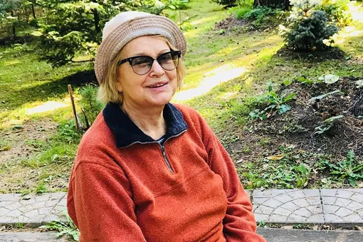 «Талантливая и красивая»: Марина Яковлева показала редкие фото Валентины Талызиной в день 85-летнего юбилея актрисы