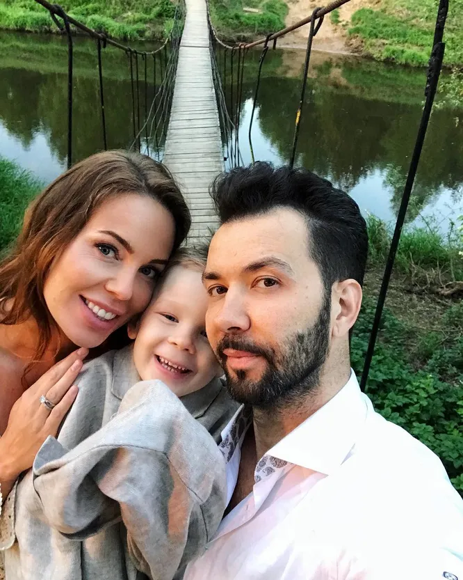 Денис Клявер трогательно поздравил дочь с 12-летием - Дети и семья - Медиаплатфо