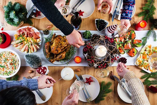 5 советов, как избежать пищевых расстройств в новогодние праздники