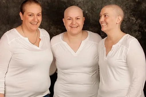 Три сестры одновременно заболели раком после того, как вылечилась их мать