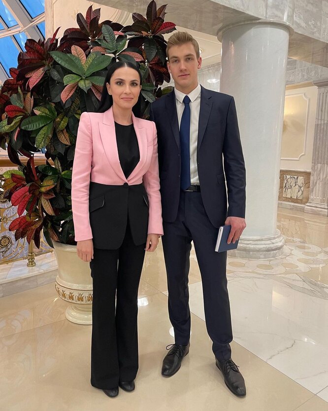 Николай Лукашенко и журналистка Наиля Аскер-заде Николай Лукашенко и журналистка Наиля Аскер-заде