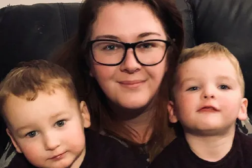 27-летняя британка родила здоровых близнецов, отказавшись прервать беременность по совету врачей