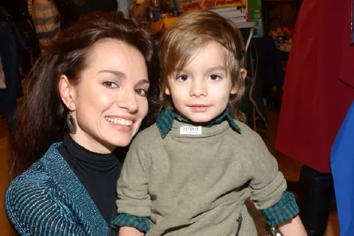 «Он был всё тем же малышом»: Светлана Светикова рассказала, как победила ревность старшего сына к брату