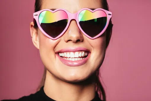 Снимайте розовые очки: 12 ошибок умных женщин в отношениях