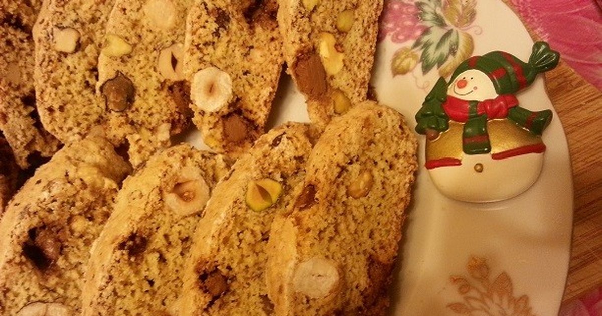 Десерт дня: ореховые бискотти с изюмом - рецепт с фото на сайте CookEasy