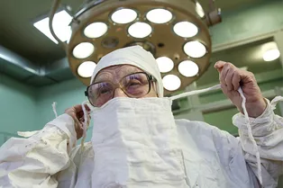 Путь доктора: советский врач Алла Лёвушкина продолжала оперировать в 90 лет