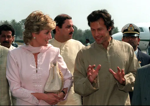 Принцесса Диана во время визита в Лахор, Пакистан, в 1996 году