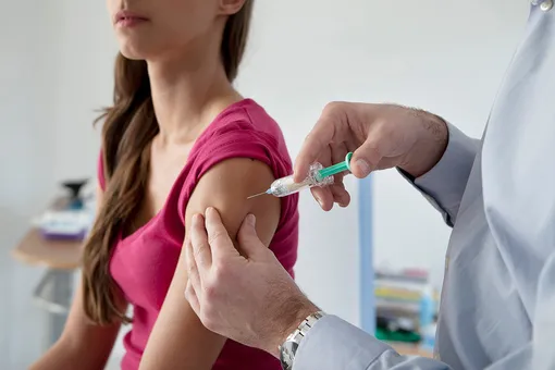 Личная история: На мне испытывали вакцину от коронавируса — и вот как это было