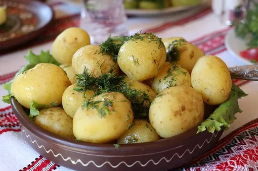 Картошка с укропом