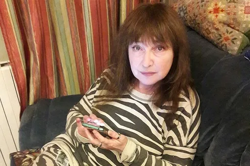 «Потрясающий результат развода»: 57-летняя Екатерина Семенова заметно похорошела и похудела