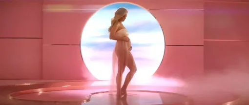 Анонс беременности Кэти Перри в клипе
