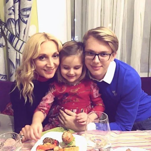 Кристина Орбакайте с младшим сыном и дочерью