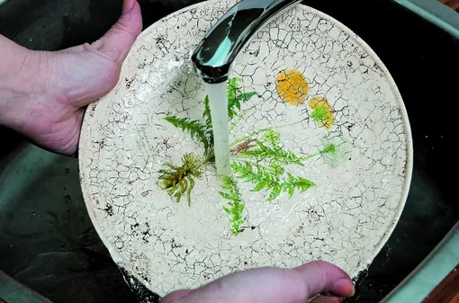 Как оформить красивые тарелки «под старину» своими руками: пошаговый мастер-класс с фото