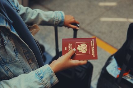Почему в России прекратят выдавать загранпаспорта сроком на 10 лет