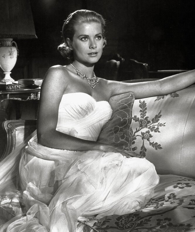 Кадр из фильма «Поймать вора» (1954) Грейс Келли, кадр из фильма «Поймать вора»