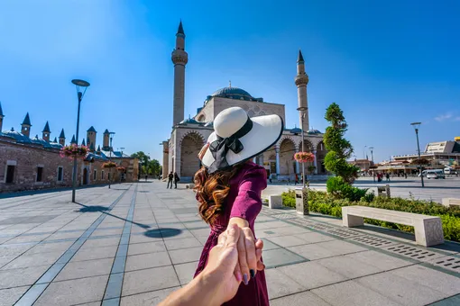 В Турции гостя любят, уважают, ценят и обрызгивают одеколоном