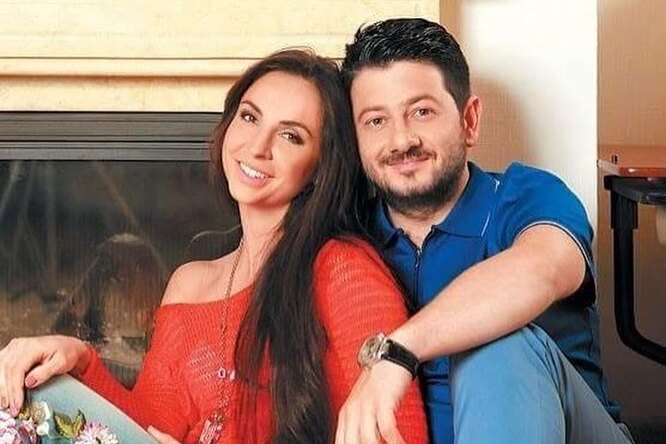 «Ну как такую не любить?» Михаил Галустян нежно поздравил жену с днём рождения «Ну как такую не любить?» Михаил Галустян нежно поздравил жену с днём рождения