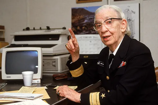 Адмирал Хоппер: как девушка-кузнечик стала легендой флота и программирования