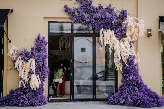 На Патриарших прудах открыли pop-up Store бренда детской обуви Age of Innocence На Патриарших прудах открыли pop-up Store бренда детской обуви Age of Innocence