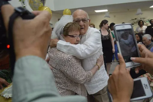 Впервые невеста. 80-летняя женщина нашла свою судьбу в центре для реабилитации