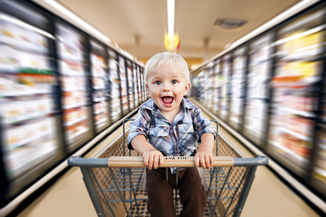 5 способов пойти с ребёнком в супермаркет и не разориться