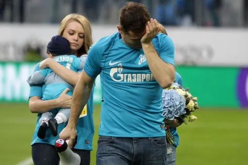 «Он не хочет, чтобы сын привыкал к маме»: Александр Кержаков тайно увез сына