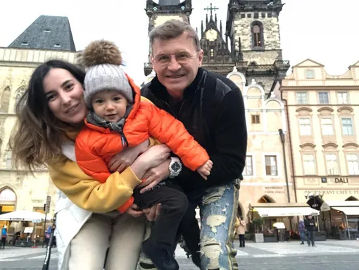 Олег Фомин с женой Татьяной и сыном Максимом