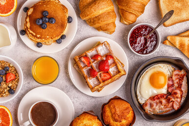 «Худший завтрак» — эксперты объясняют: есть продукты, которые нельзя есть утром