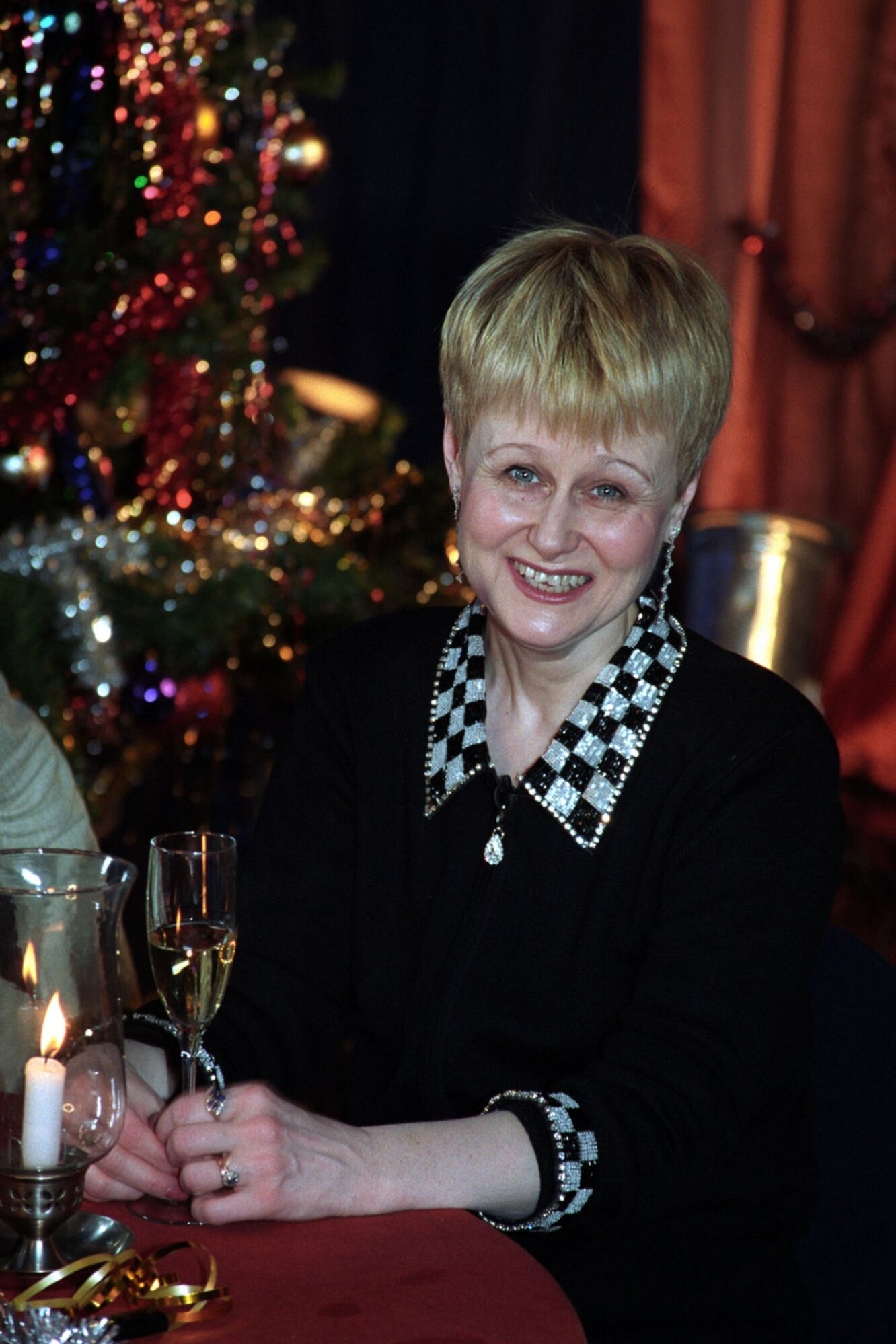 Дарья Донцова В Молодости фото 14