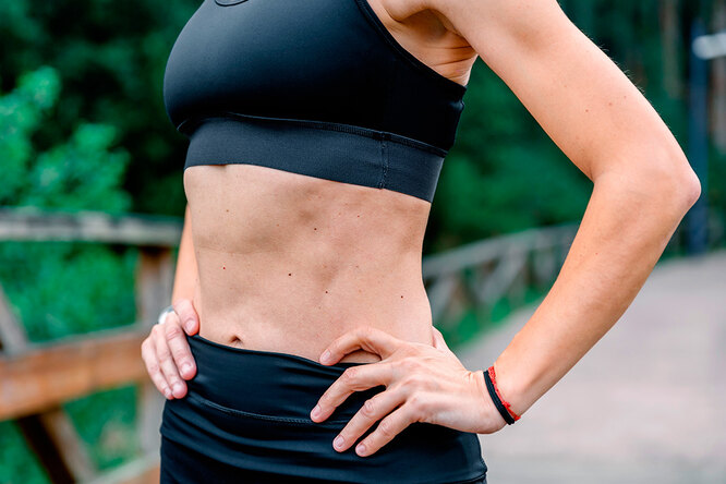 Как похудеть после менопаузы и убрать жир на животе: 5 правил