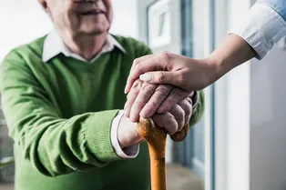 Основатель клининговой компании запустил сервис для ухода за пожилыми людьми