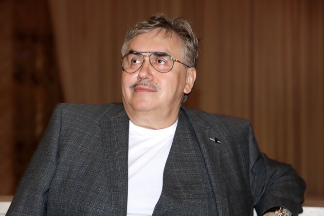 «Какие страсти!» Станислав Садальский ответил по поводу иска Первого канала «Какие страсти!» Станислав Садальский ответил по поводу иска Первого канала