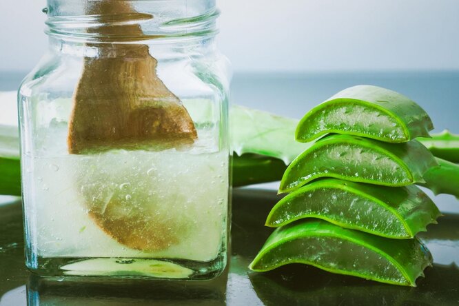 Šťáva z aloe a stimulant růstu dužiny
