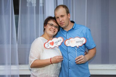 УАЗ на встречной: Андрей потерял в аварии жену, но хочет воспитывать сына сам УАЗ на встречной: Андрей потерял в аварии жену, но хочет воспитывать сына сам