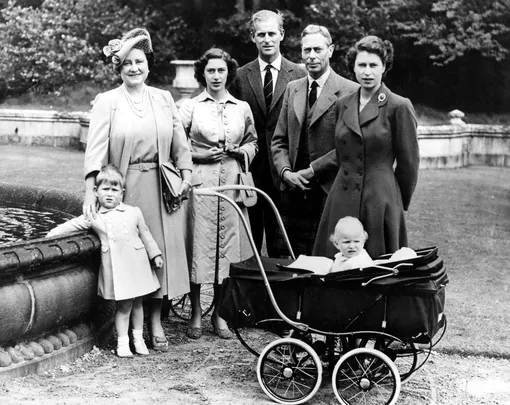 Британская королевская семья, королева Елизавета II
