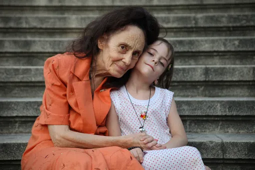 Как Адриана Илиеску родила первенца в 66 лет и почему ей это было нужно