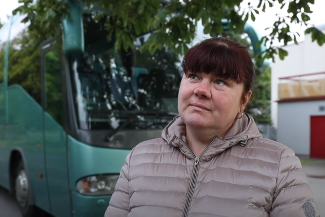 Героиня! В Эстонии женщина спасла пассажиров автобуса от страшной аварии Героиня! В Эстонии женщина спасла пассажиров автобуса от страшной аварии