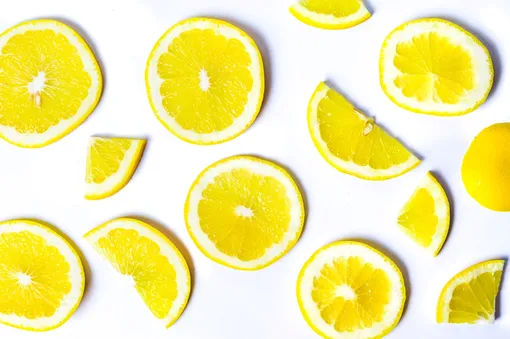 Как использовать кожуру лимона: 14 советов для красоты и для дома со шкуркой лимона