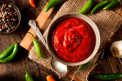 Как подобрать идеальный соус к мясным, рыбным или овощным блюдам